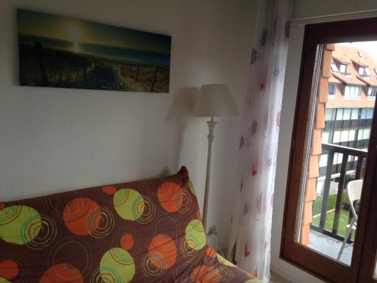 Appartement 2 Pieces Avec Balcon Sud A 50M De La Plage, Parking Privatif - Villers-Sur-Mer - Fr-1-712-15 Buitenkant foto